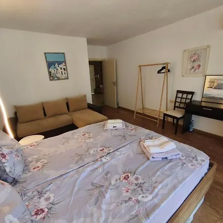 Apartment Atia Chernomorets